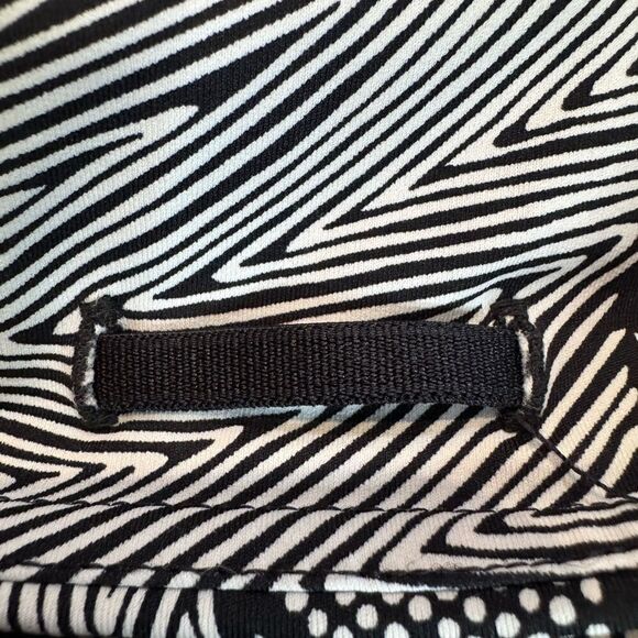 Lululemon Pace Rival Crop Dottie Tribe Mesh (8) - Picture 5 of 5